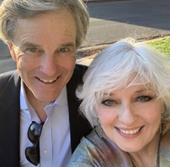 Nicholas & Angela meet for LA lunch 2022 Nicholas & Angela meet for LA lunch 2022